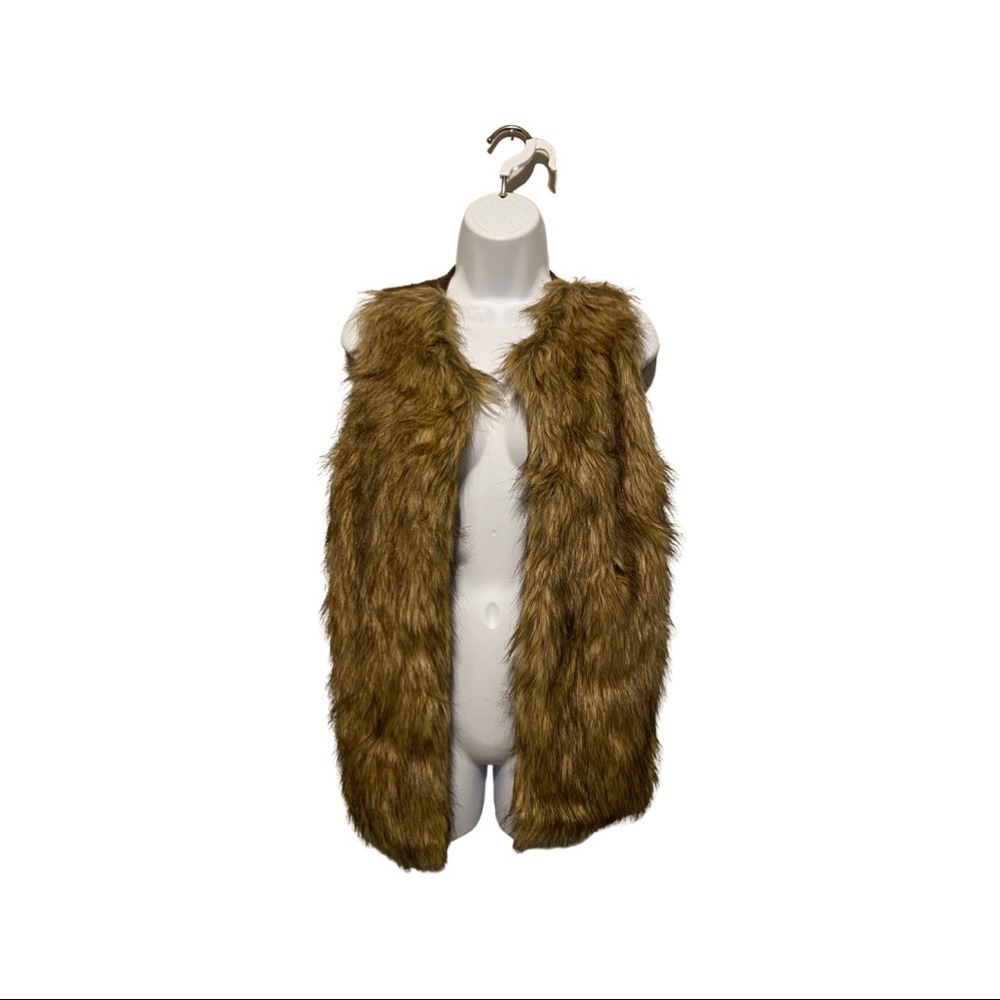 Women’s Poof Faux Fur Vest
